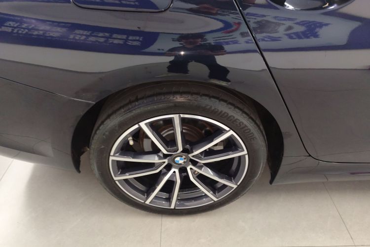 宝马3系 2022款 325Li M运动套装车身外观6008