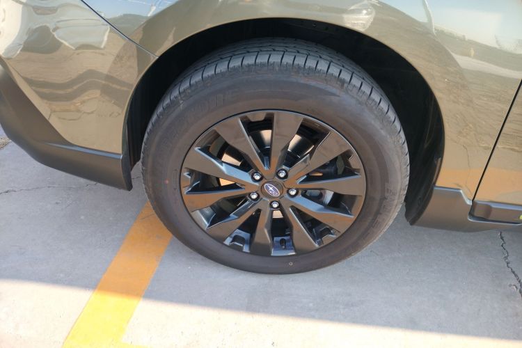 斯巴鲁 傲虎 2020款 改款 2.5i 特装版 EyeSight车身外观6007