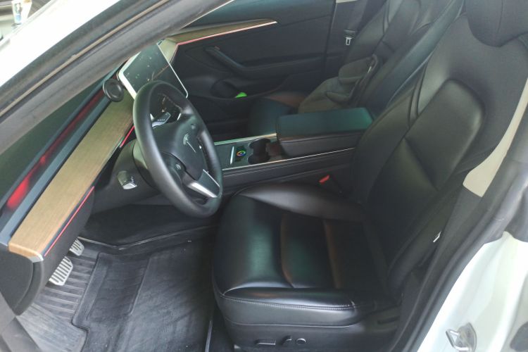 特斯拉 Model 3 2022款 后轮驱动版局部细节19