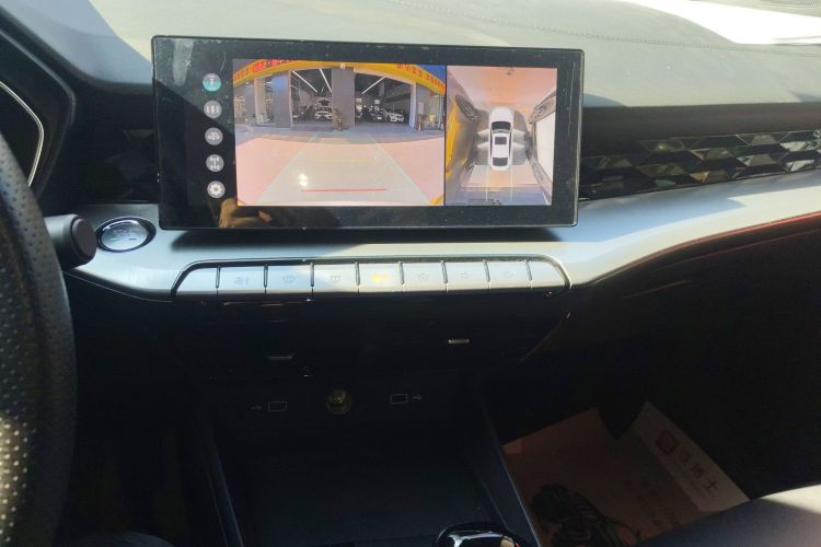 名爵 MG5 2022款 180DVVT CVT青春旗舰版中控内饰16