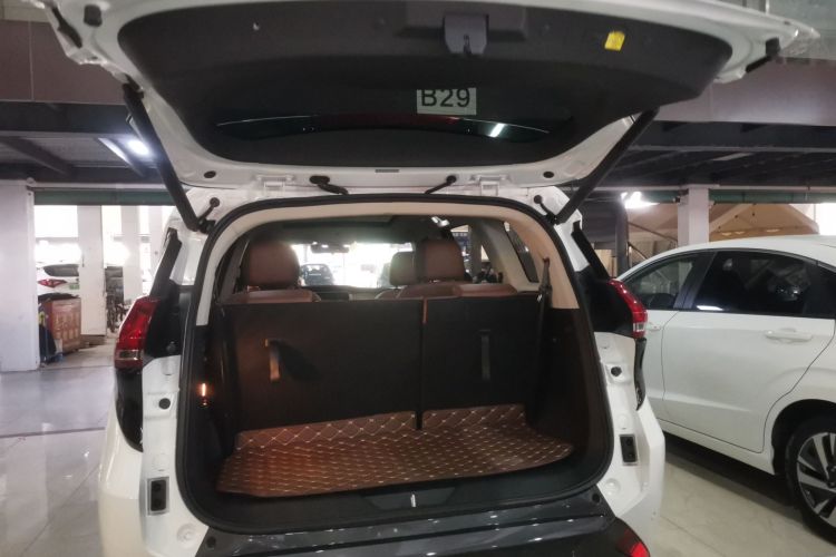 海马7X 2020款 1.6TGDI 自动豪华型机舱底盘23