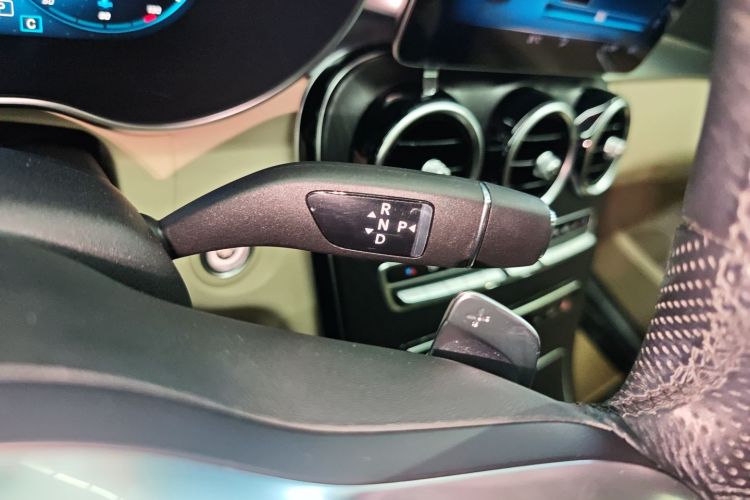 奔驰C级 2020款 C 200 L 时尚型运动版中控内饰18