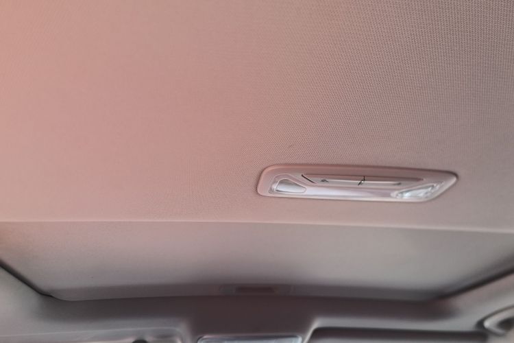 长安 逸动 2019款 高能版 1.6L GDI 手动先锋型 国VI局部细节22