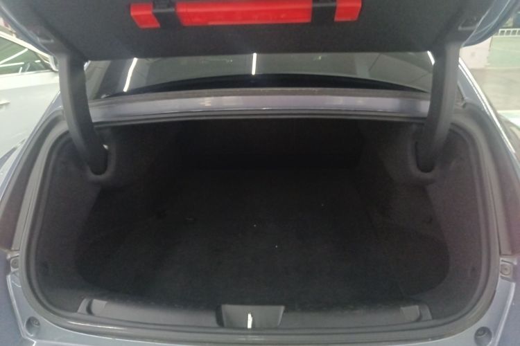 欧拉闪电猫 2022款 555km 豪华版机舱底盘23