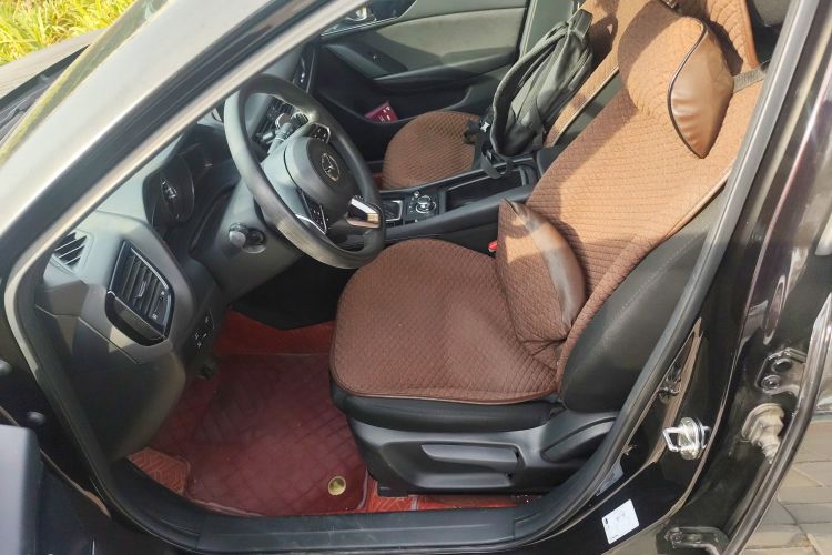 马自达CX-4 2021款 2.0L 自动两驱蓝天探索版局部细节19