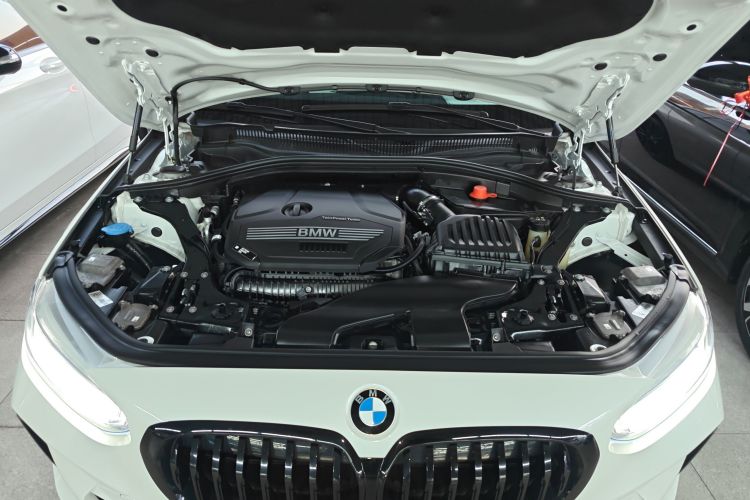 宝马1系 2023款 125i M运动曜夜版局部细节24