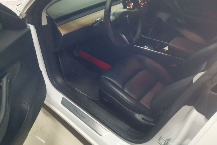 特斯拉 Model 3 2020款 改款 长续航后轮驱动版中控内饰20