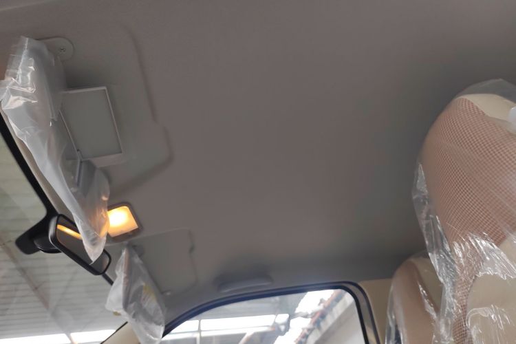 五菱汽车 宏光MINIEV 2024款 第三代 215km 青春版中控内饰22