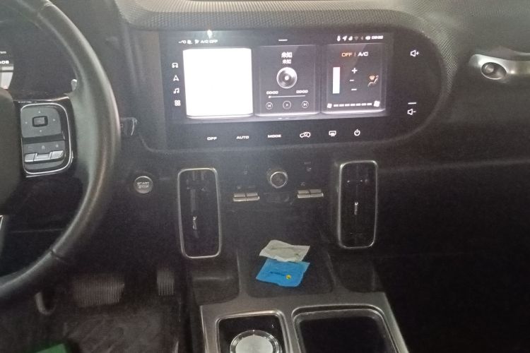 哈弗大狗 2021款 1.5T DCT两驱拉布拉多版中控内饰16