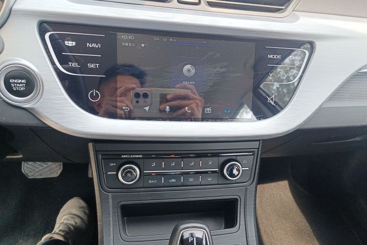 吉利汽车 远景 2020款 1.5L CVT超值版中控内饰16