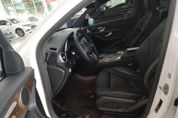 奔驰GLC 2021款 GLC 300 L 4MATIC 动感型中控内饰19
