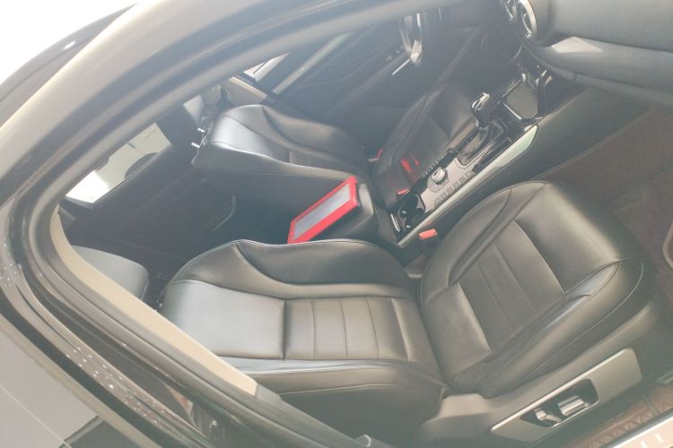 魏牌 VV7 2017款 2.0T 旗舰型局部细节41