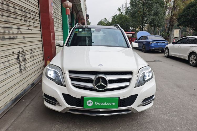 奔驰GLK级 2013款 GLK 300 4MATIC 动感天窗型车身外观2
