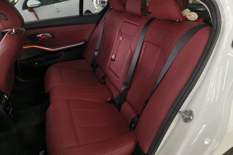 宝马3系 2023款 320Li M运动套装中控内饰21