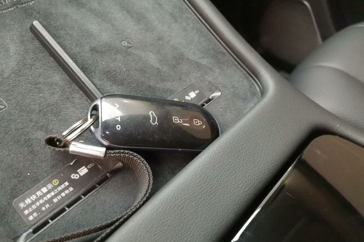 鸿蒙智行 问界M7 2024款 1.5T 智驾四驱Max版 5座中控内饰11