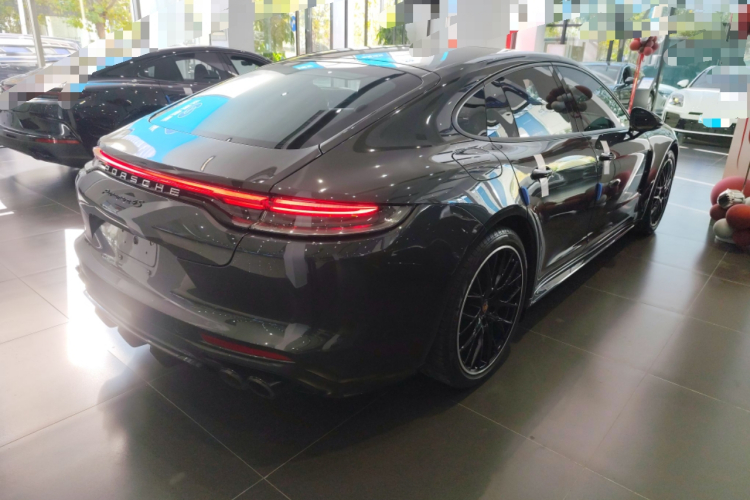 保时捷 2023款 Panamera 2.9T车身外观7