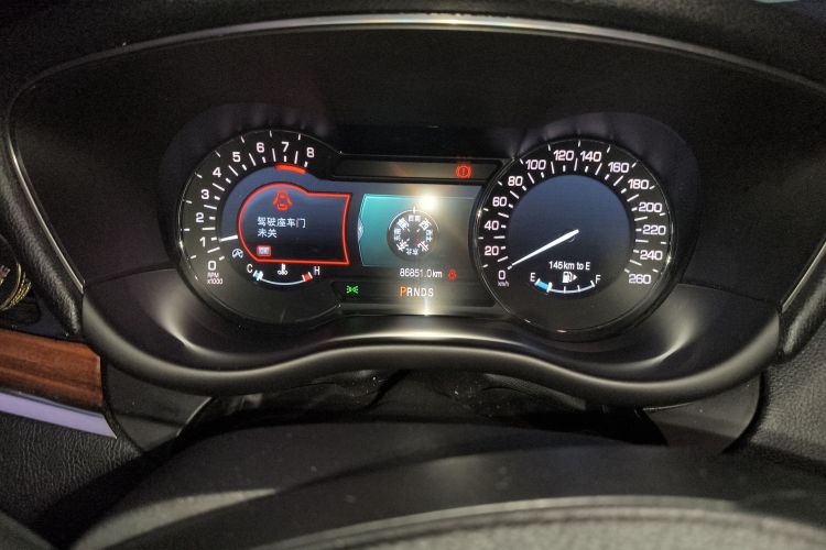 林肯MKC 2019款 2.0T 两驱尊雅版 国VI中控内饰15