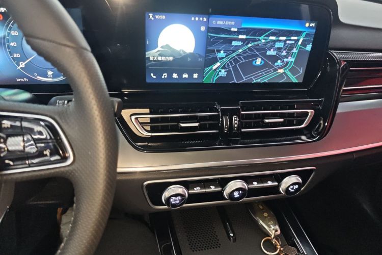 红旗HS5 2023款 2.0T 四驱旗享Pro版中控内饰16