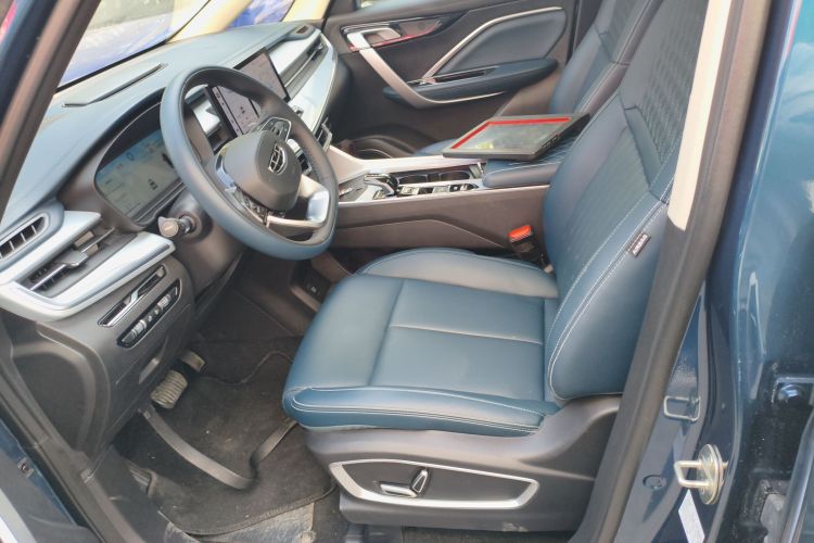 吉利汽车 2023款 嘉际L 1.5TD DCT豪华型中控内饰19