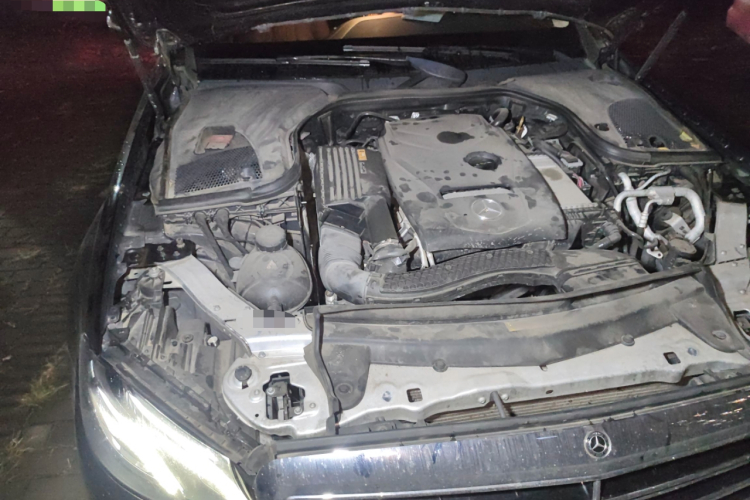 奔驰E级 2017款 E 300 L 豪华型局部细节9006