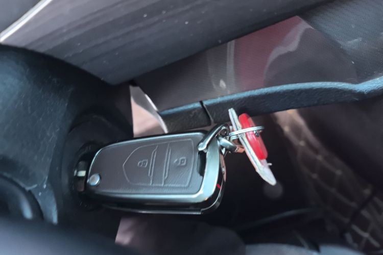 上汽大通MAXUS 大通G10 2018款 PLUS 2.0T 自动精英版中控内饰11