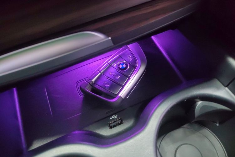 宝马5系 2023款 改款 530Li 领先型 豪华套装中控内饰11