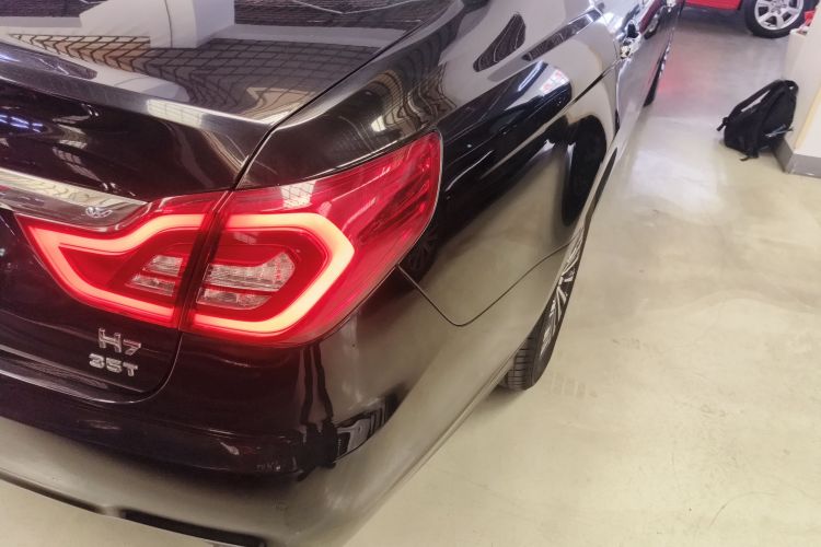 红旗H7 2019款 1.8T 舒适版车身外观6006
