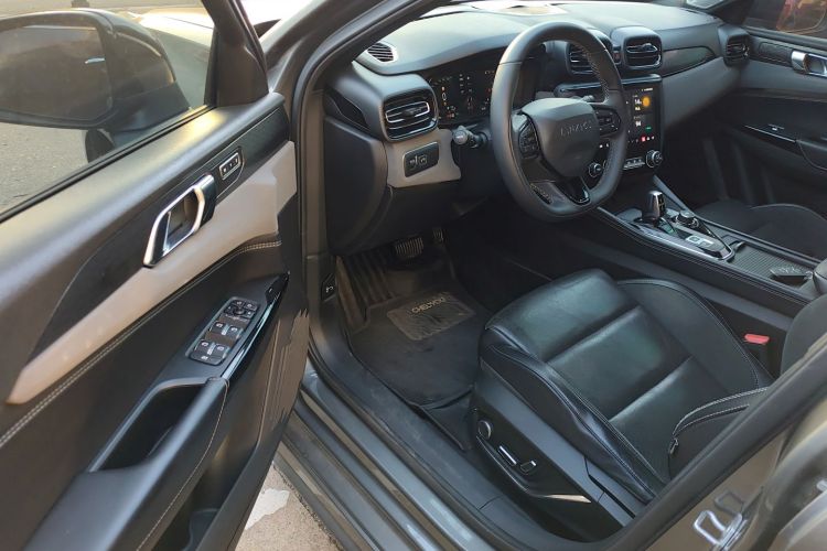 领克03 2022款 2.0TD DCT劲Pro中控内饰20