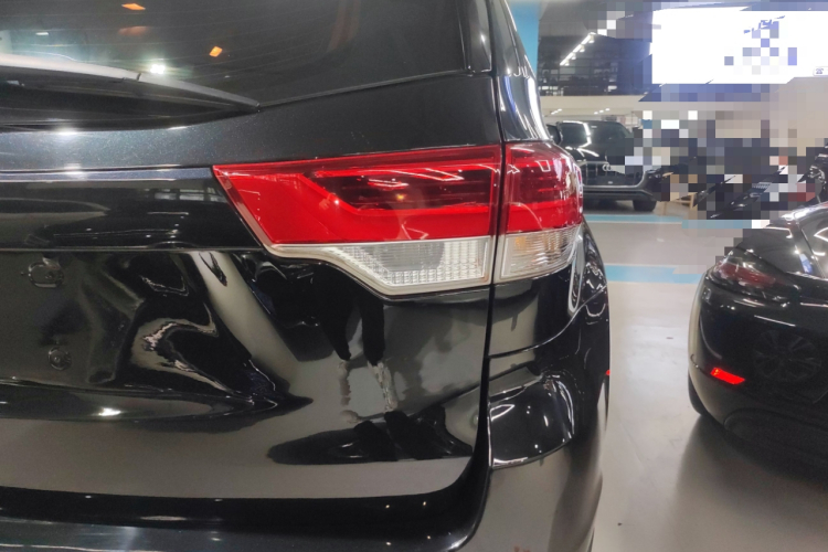 丰田 汉兰达 2021款 2.0T 四驱精英版 7座车身外观9