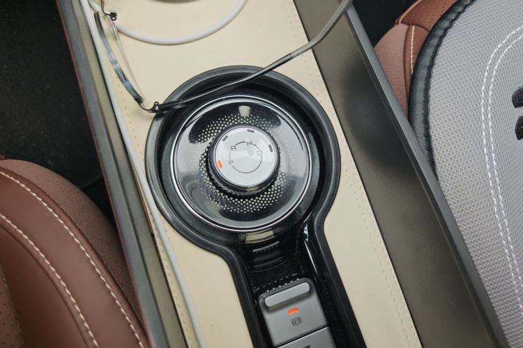 五菱汽车 五菱缤果 2023款 410km 灵犀尊享款中控内饰18