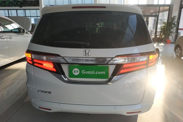 本田 奥德赛 2015款 2.4L 智享版车身外观6