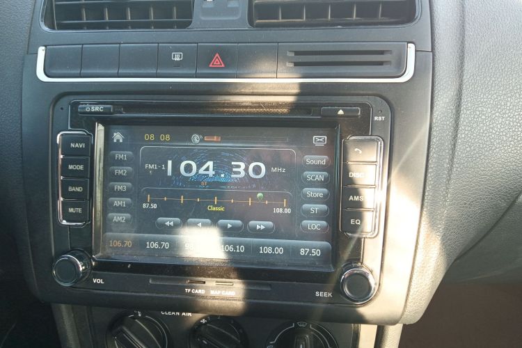 大众 Polo 2016款 1.4L 手动风尚型中控内饰16