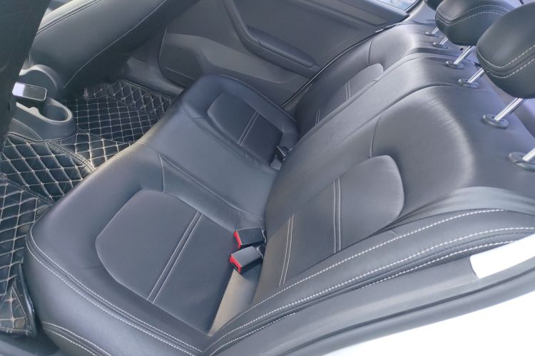 大众 捷达 2017款 1.4L 手动时尚型中控内饰21