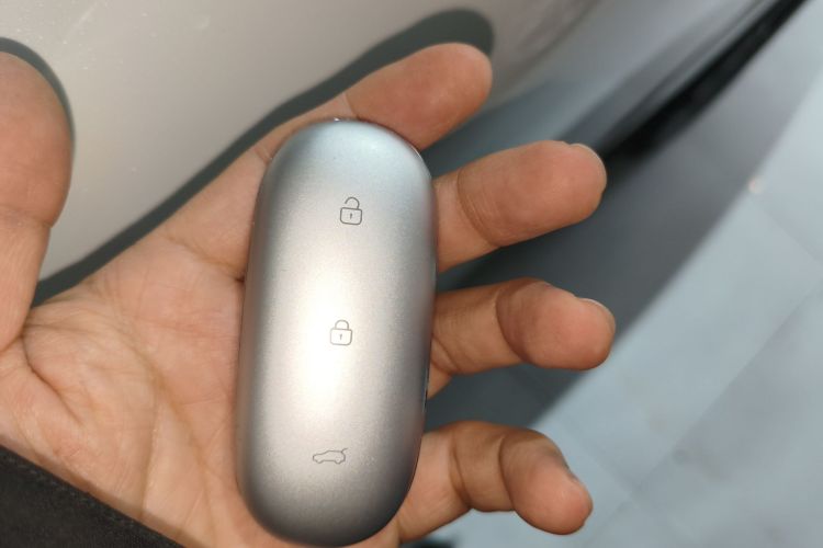 理想汽车 理想L7 2023款 Air中控内饰11