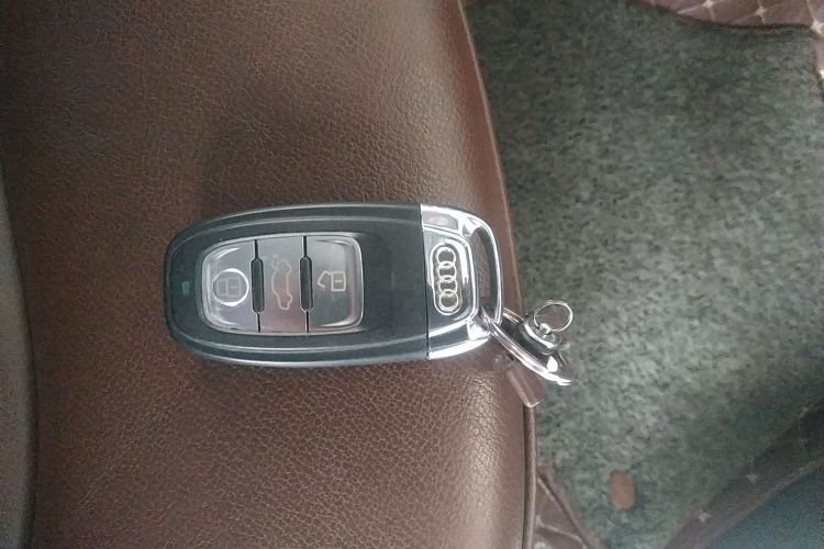 奥迪A6L 2016款 TFSI 舒适型中控内饰11