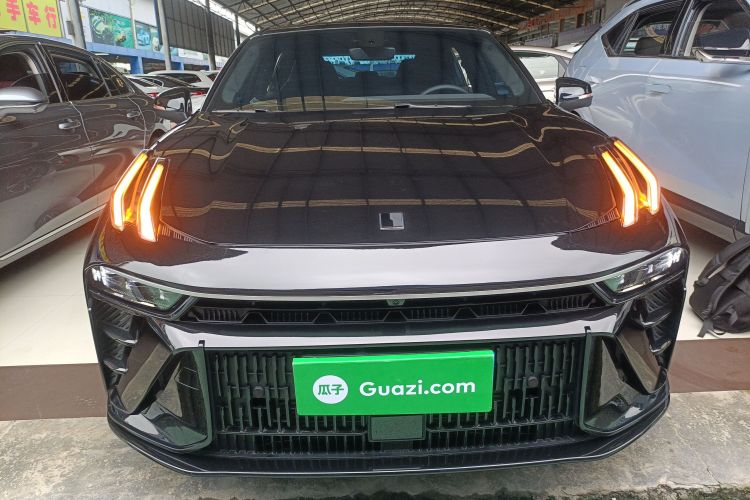 领克03 2023款 1.5TD DCT劲Plus车身外观2