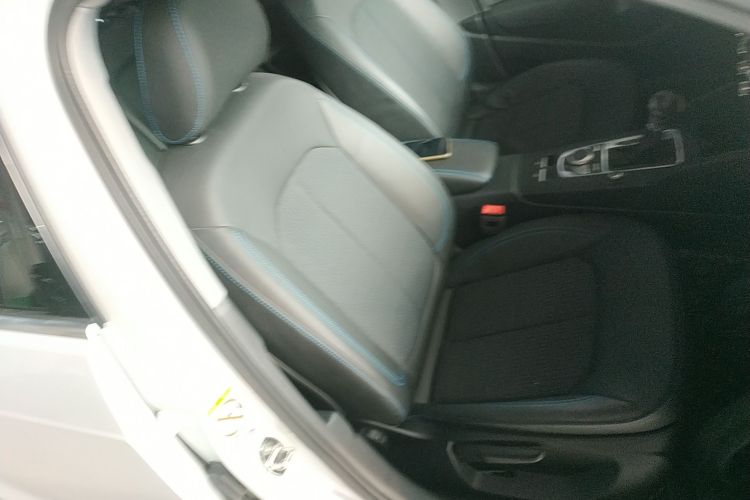 奥迪A3 2018款 30周年年型 Sportback 35 TFSI 时尚型局部细节41