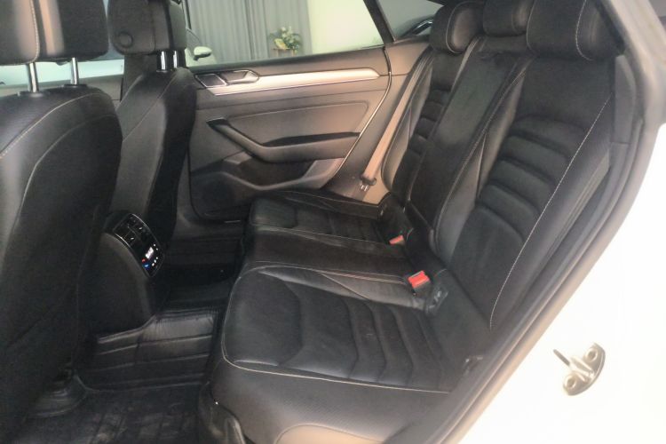 一汽-大众CC 2020款 330TSI 魅颜版 国VI中控内饰21