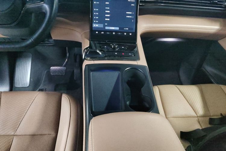 蔚来ES8 2020款 580KM 六座版中控内饰18