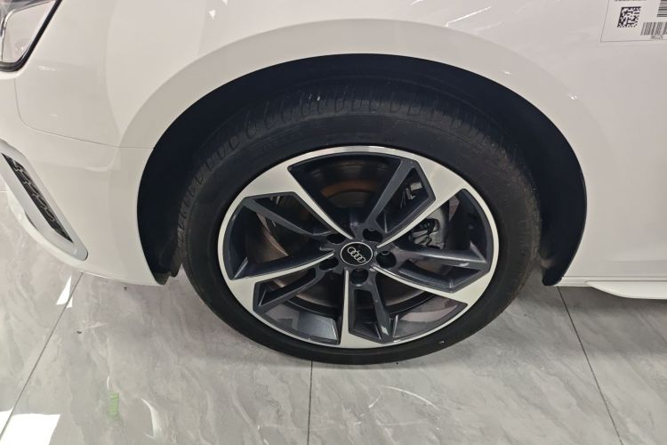 奥迪A4L 2024款 40 TFSI 时尚动感型车身外观6007