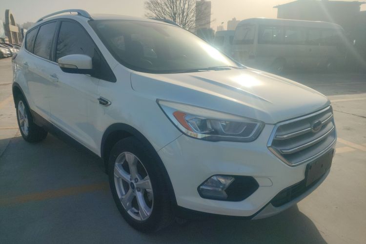 福特 翼虎 2018款 EcoBoost 180 两驱铂翼型车身外观3