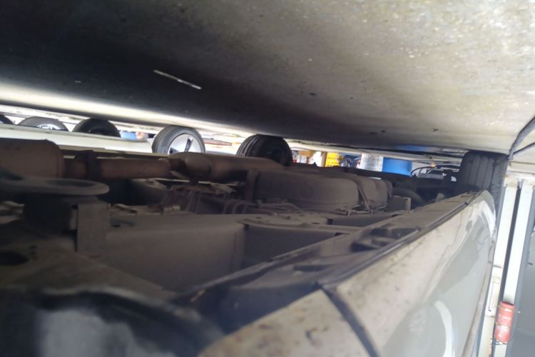 广汽传祺 传祺M8 2018款 320T 尊贵版局部细节9001