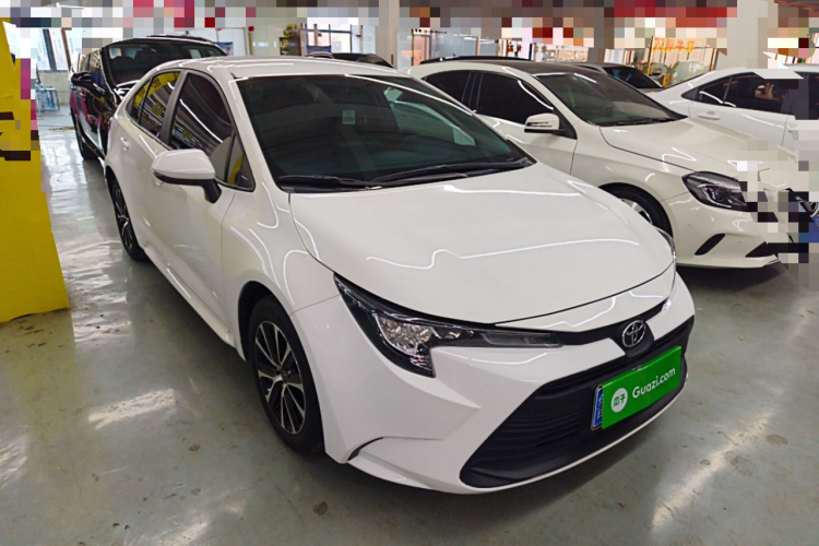 丰田 雷凌 2023款 TNGA 1.5L CVT进取版车身外观3