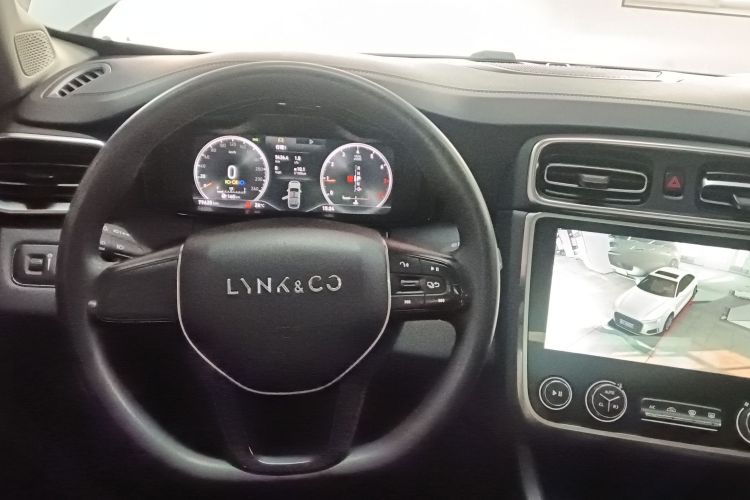 领克01 2019款 2.0T 两驱纯版 国VI局部细节13