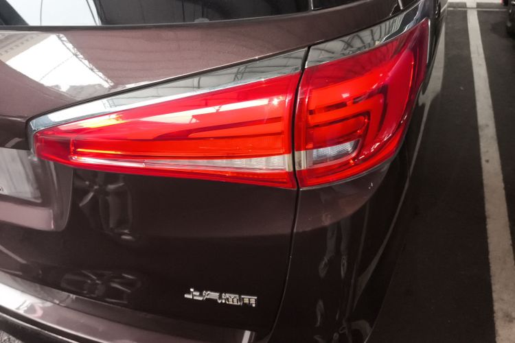 别克GL8 2017款 ES 28T 尊享型 国V车身外观6006