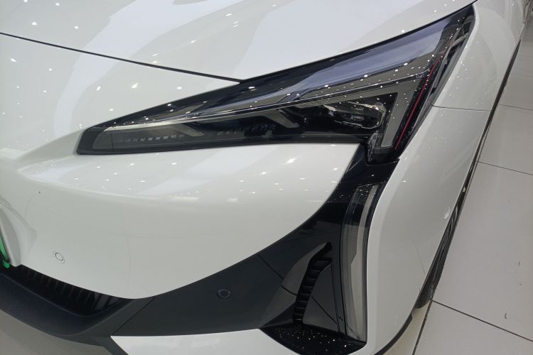 ARCFOX极狐 极狐 阿尔法S5 2024款 708MAX 200kW局部细节36