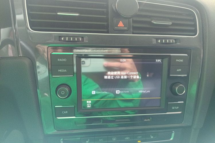 大众 高尔夫 2018款  230TSI 自动豪华型局部细节16