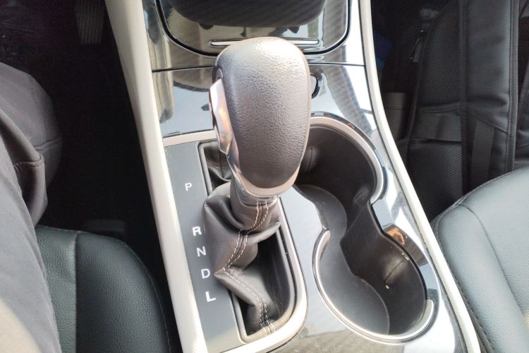 别克 威朗 2020款 15T 自动进取型局部细节18