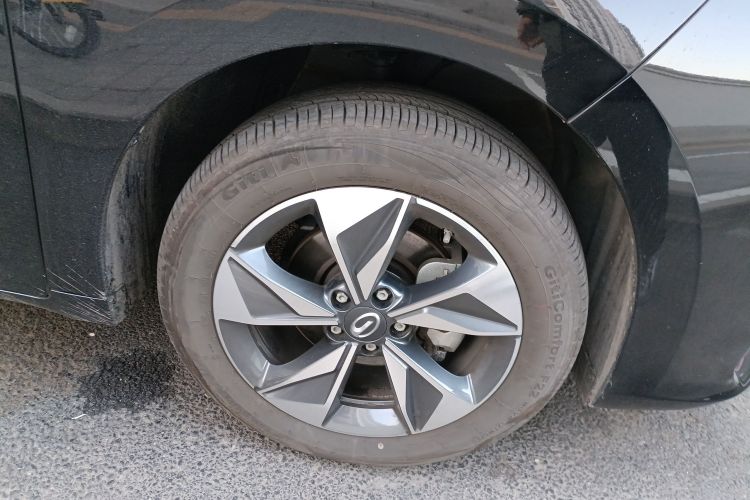 广汽传祺 传祺M6 2023款 PRO 270T DCT豪华版车身外观10