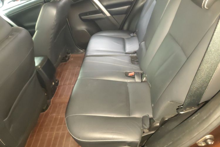 丰田 RAV4荣放 2016款 2.5L 自动四驱精英版中控内饰7004